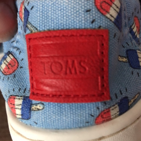 Girls Toms size 13 - Picture 4 of 4